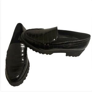 Bleecker & Bond Loafers Sz 8 Black Croc-Embossed Faux Leather Chunky Heel